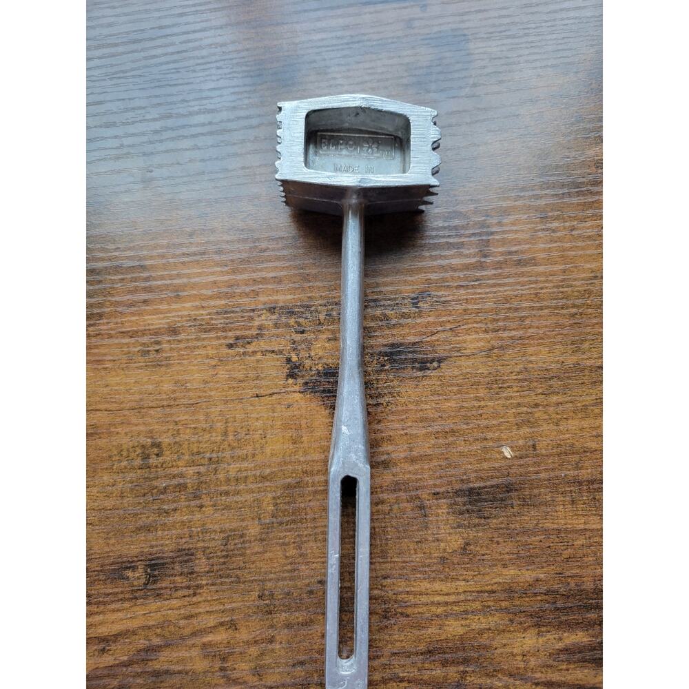 Vintage Elpo no. 670 Aluminum 8-1/2" Meat Tenderizer -Fine/Coarse Pounder Japan